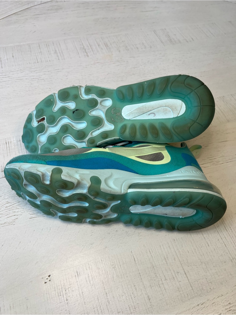Nike Air Max React 270 Hyper Jade Sneakers - Picture 7 of 8